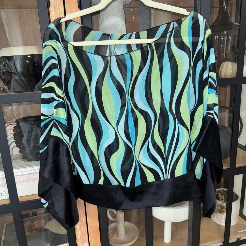 Vintage Y2k Bebe Silk Kimono Top Cropped Blouse Swirls Pinwheel Swirl Boatneck